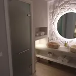 Petri 4* Agios Georgios (Santorini)