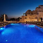 Petri Hotel Agios Georgios (Santorini)