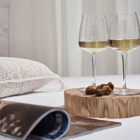 Petri 4* Agios Georgios (Santorini)