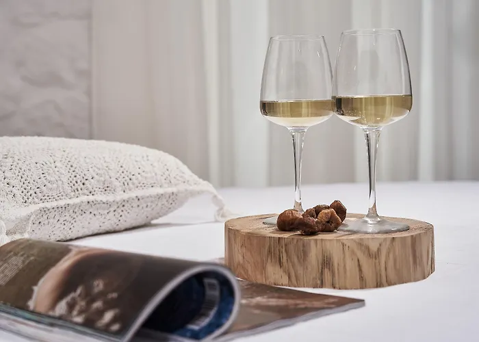 Petri 4* Agios Georgios (Santorini)