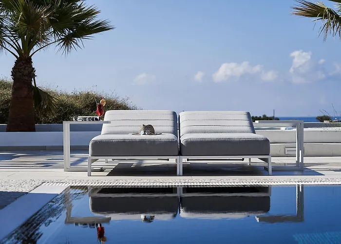 Petri Agios Georgios (Santorini)