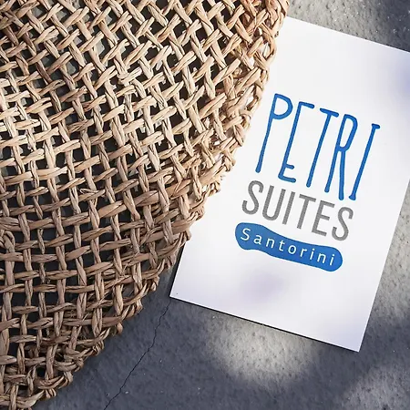 أجنحة بتري 4* Agios Georgios (Santorini)