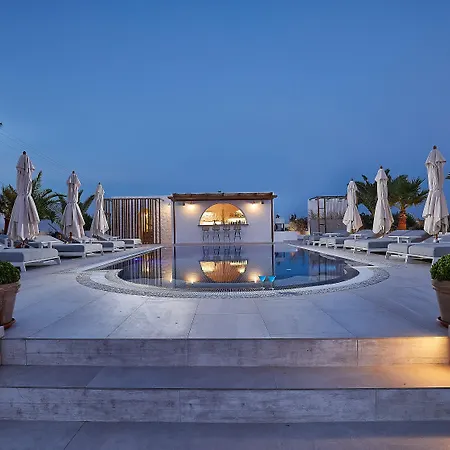 Petri Hotel Agios Georgios (Santorini)