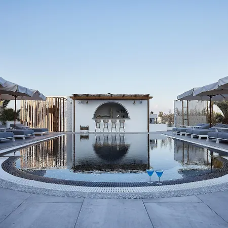 أجنحة بتري فندق Agios Georgios (Santorini)