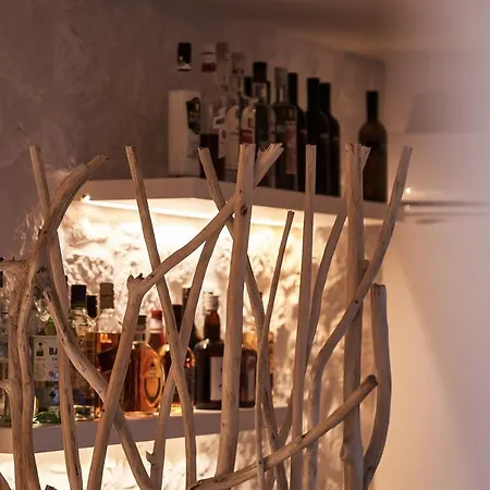 Hotel Petri Agios Georgios (Santorini)