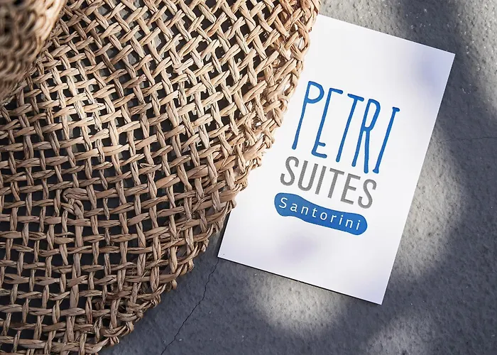 Petri 4* Agios Georgios (Santorini)
