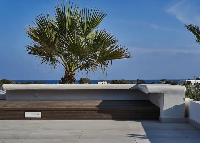Petri 4* Agios Georgios (Santorini)